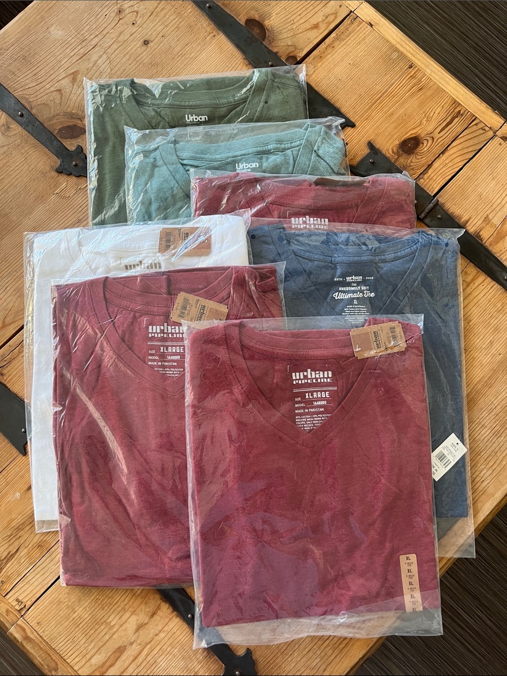 Urban Pipeline V-Neck T-Shirts LG assorted colors - 7 Pack